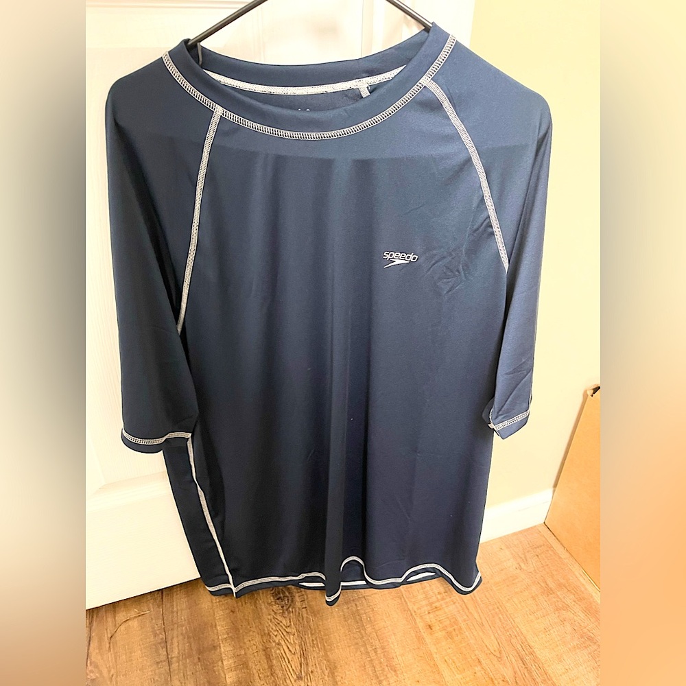 Speedo Men's UV Swim Shirt Short Sleeve Tee